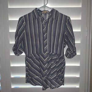 Size Small Casual Blue/White Stripes Blouse
